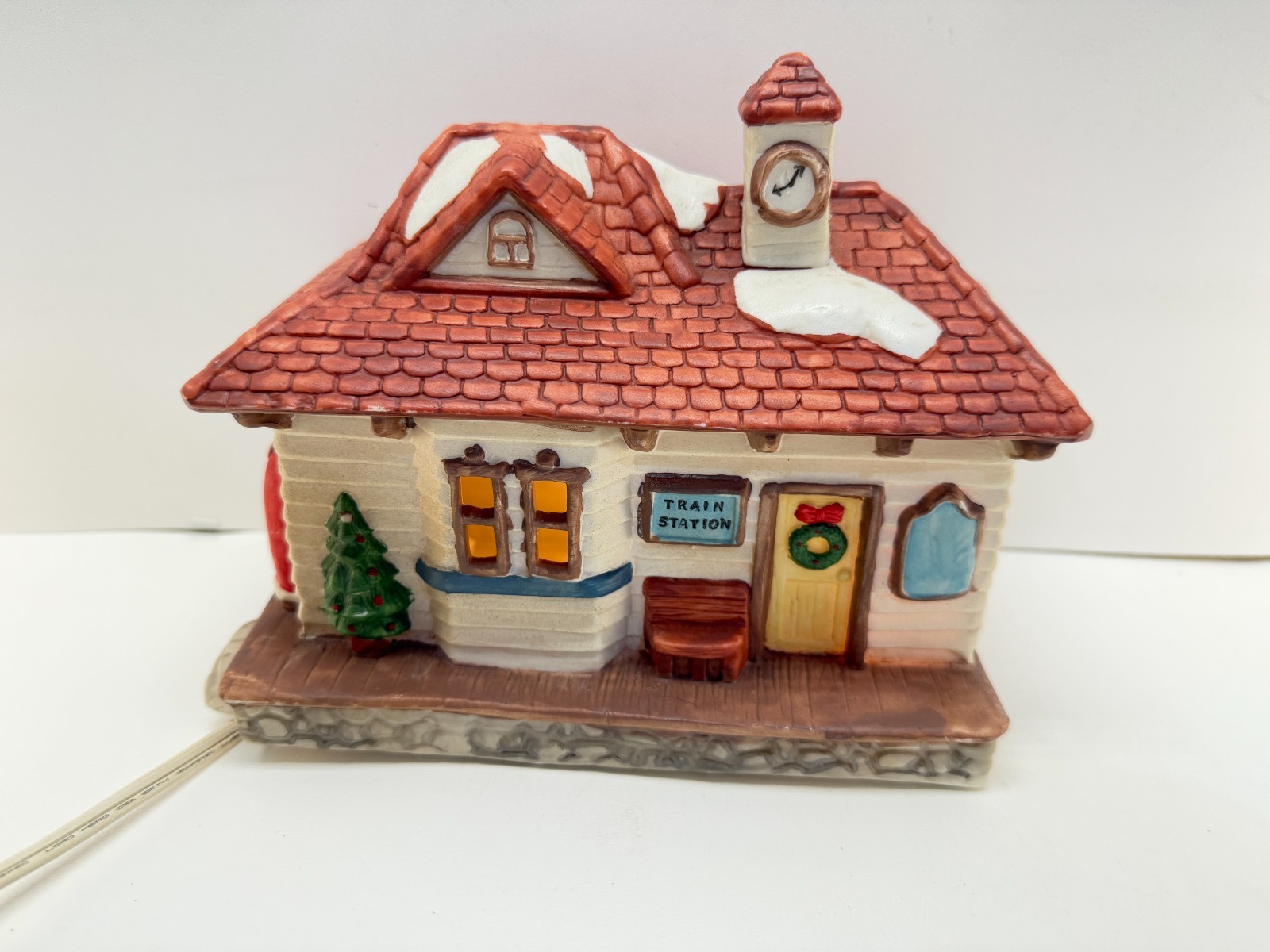 Vintage 1992 Holiday Expressions Dickens Lighted Train Station House In Box