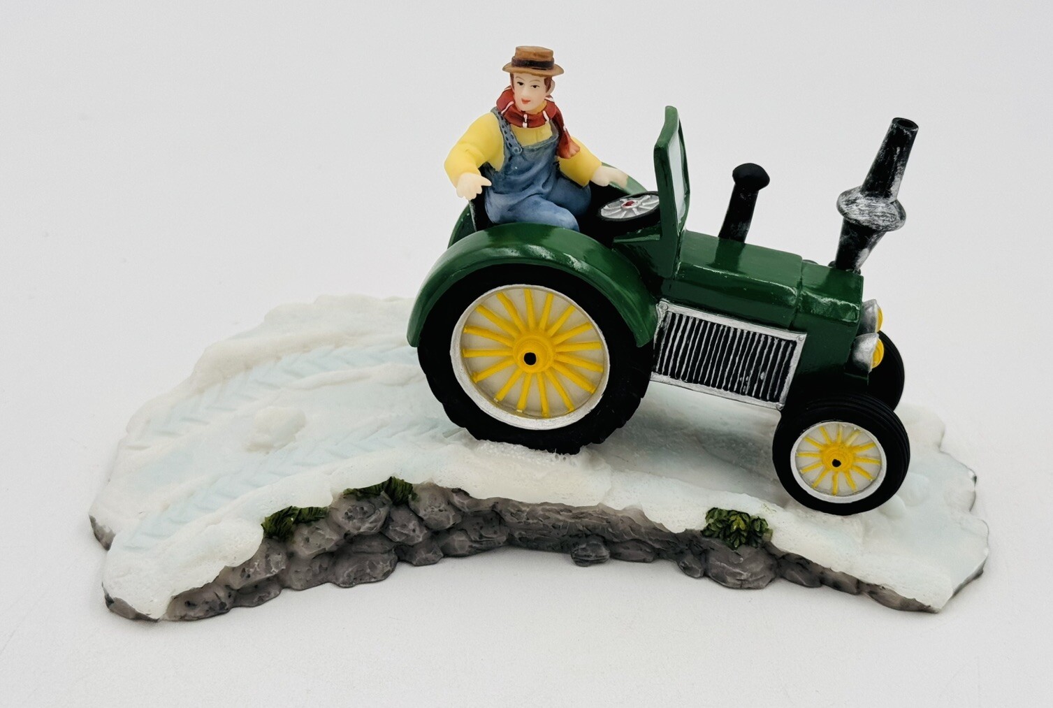 Heartland Valley Village O’Well Green Tractor Deluxe Village Accessory 9870841