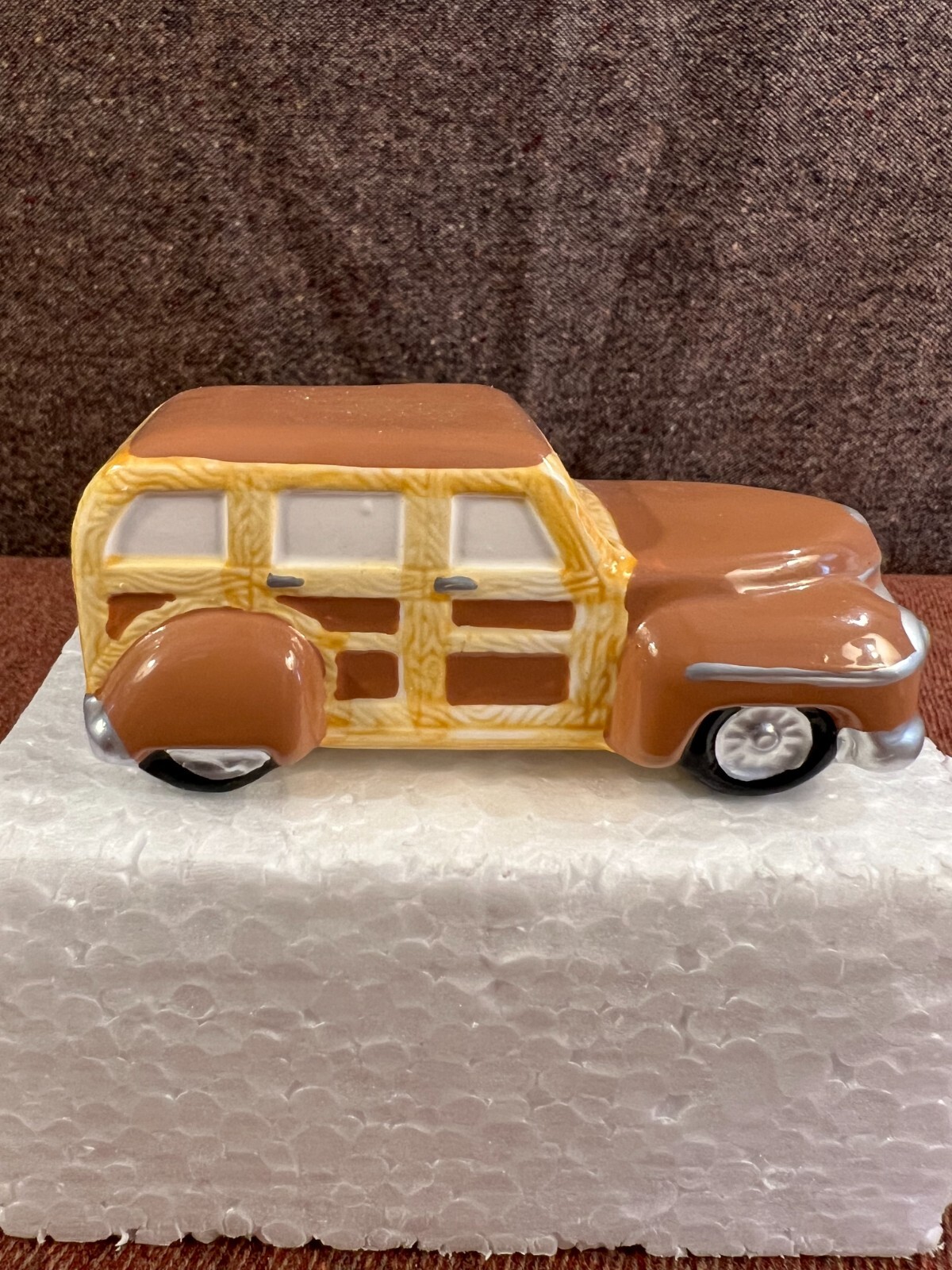 Dept 56 The Original Snow Village “Woody Station Wagon” 1988