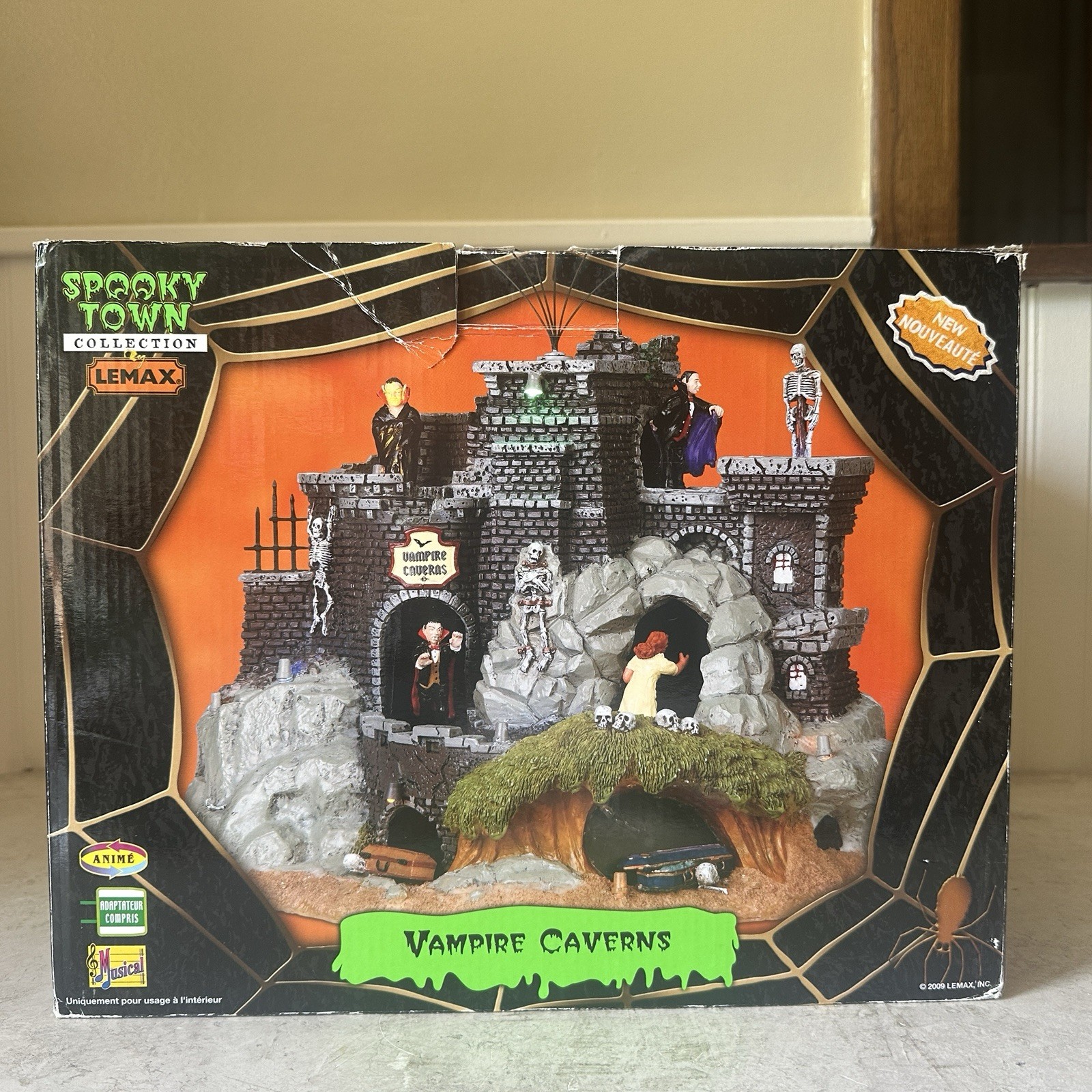 Lemax Spooky Town Vampire Caverns Animated Lit Halloween Village 94961 Works