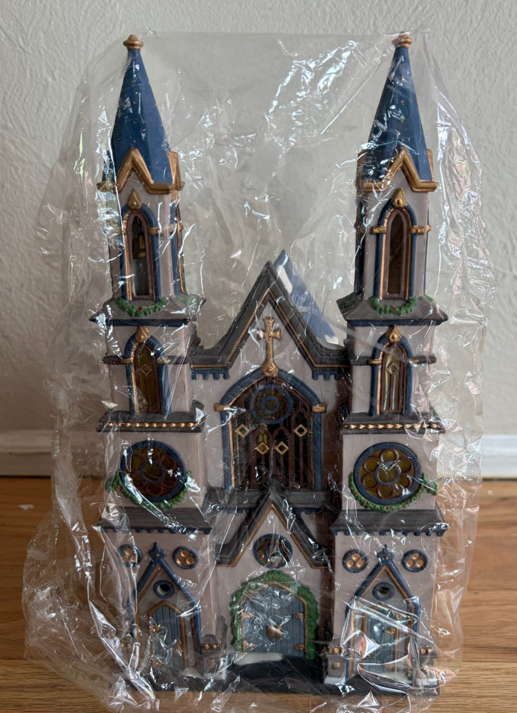 Department 56 Old Trinity Church Christmas in the City #58940- IN ORIGINAL BOX!