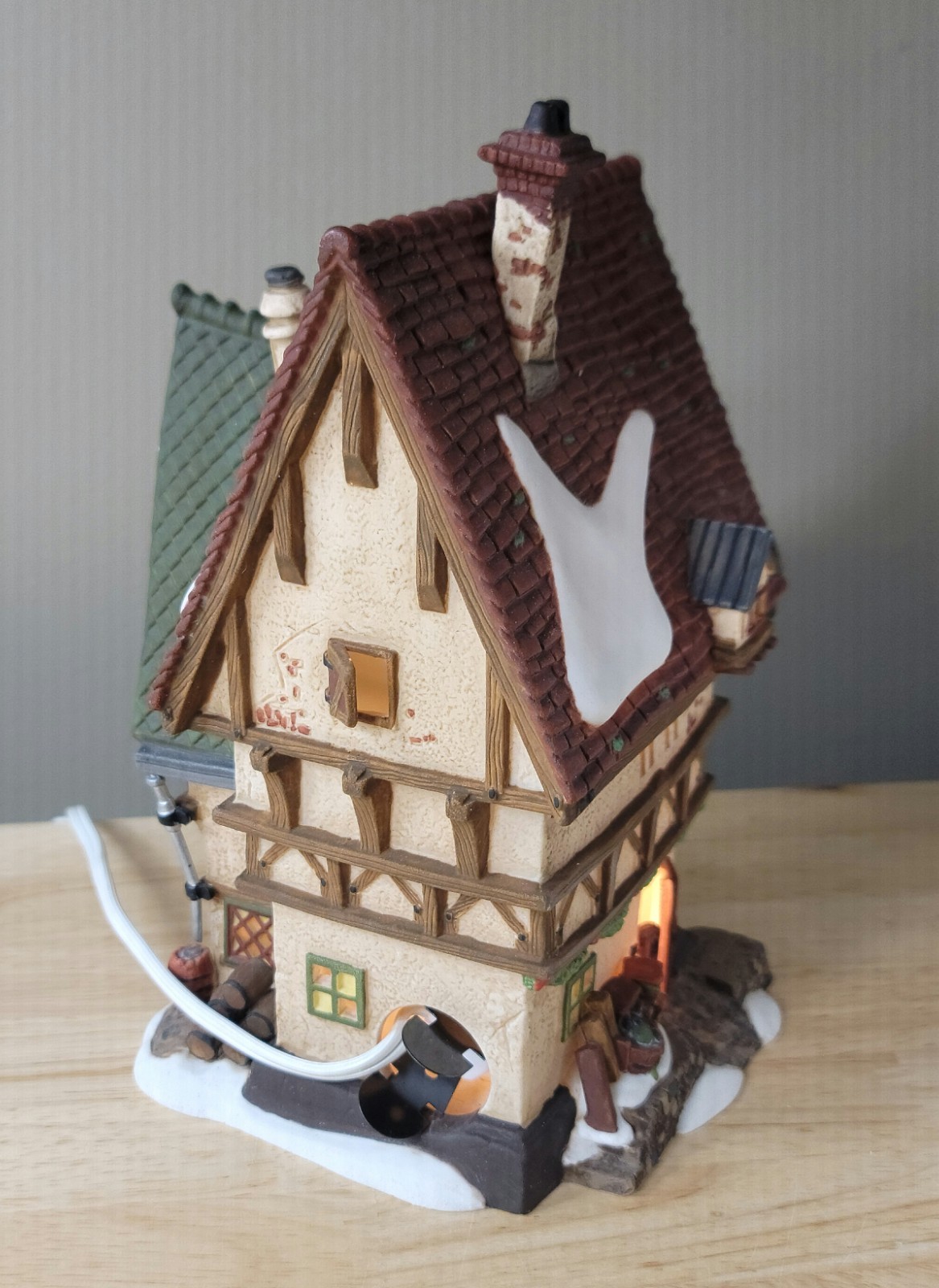 Dept 56 Dickens Village THE MELANCHOLY TAVERN Light Cord Christmas Holidays 1996