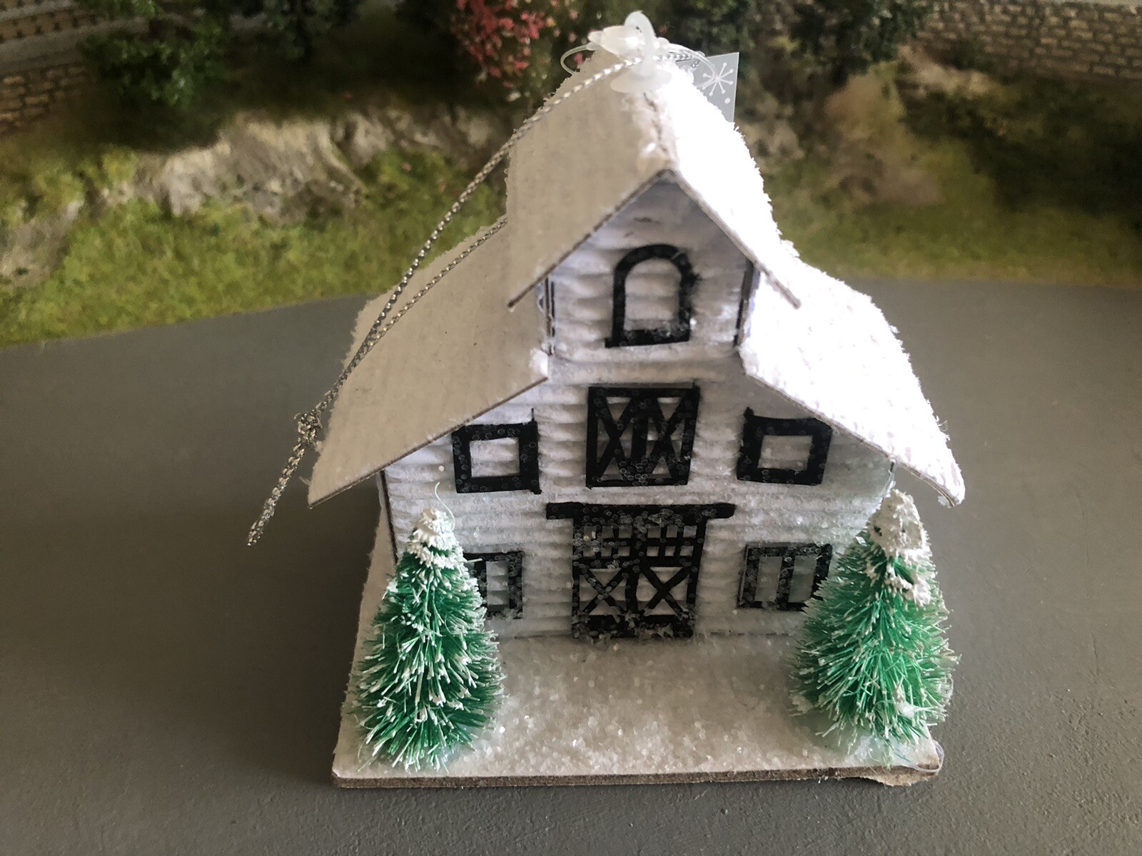 Vintage-Style Christmas/Snow Building Ornament or Village Piece