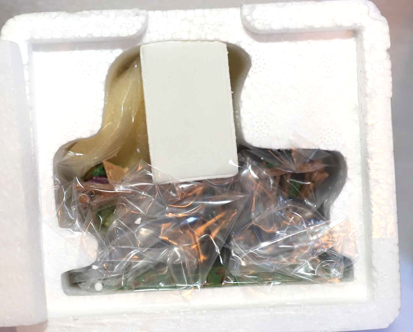 DEPT 56 READY FOR PICKING 799971 SNOW VILLAGE CHRISTMAS