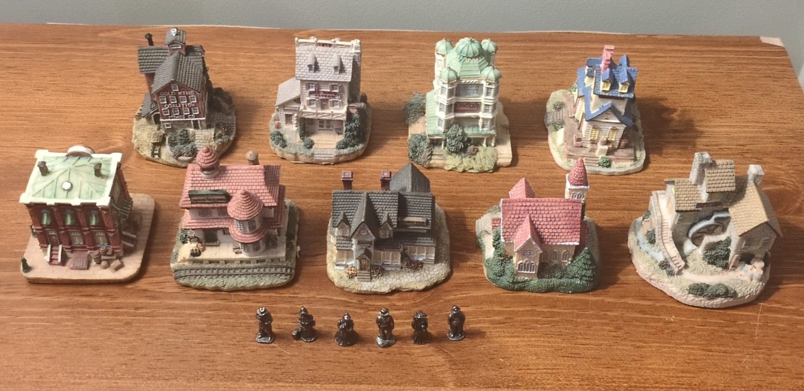 The Americana Collection by Liberty Falls Set of 8 Buildings & 6 Pewter Figures