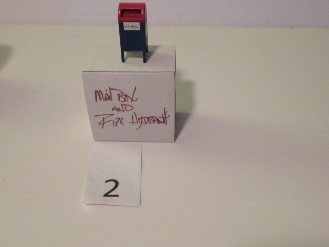 LOT/4 DEPT 56 Snow Village 1 Bule/Red Lge & 2 Sm MAIL BOX ~1 Fire Hydrant-NEW