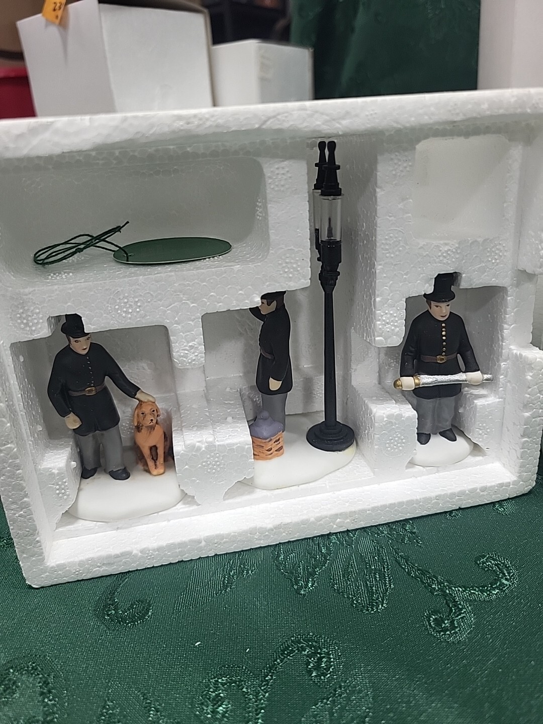 Dept 56 Heritage Village Dickens Village Characters lot of 10 – 9 w/Box See Pics