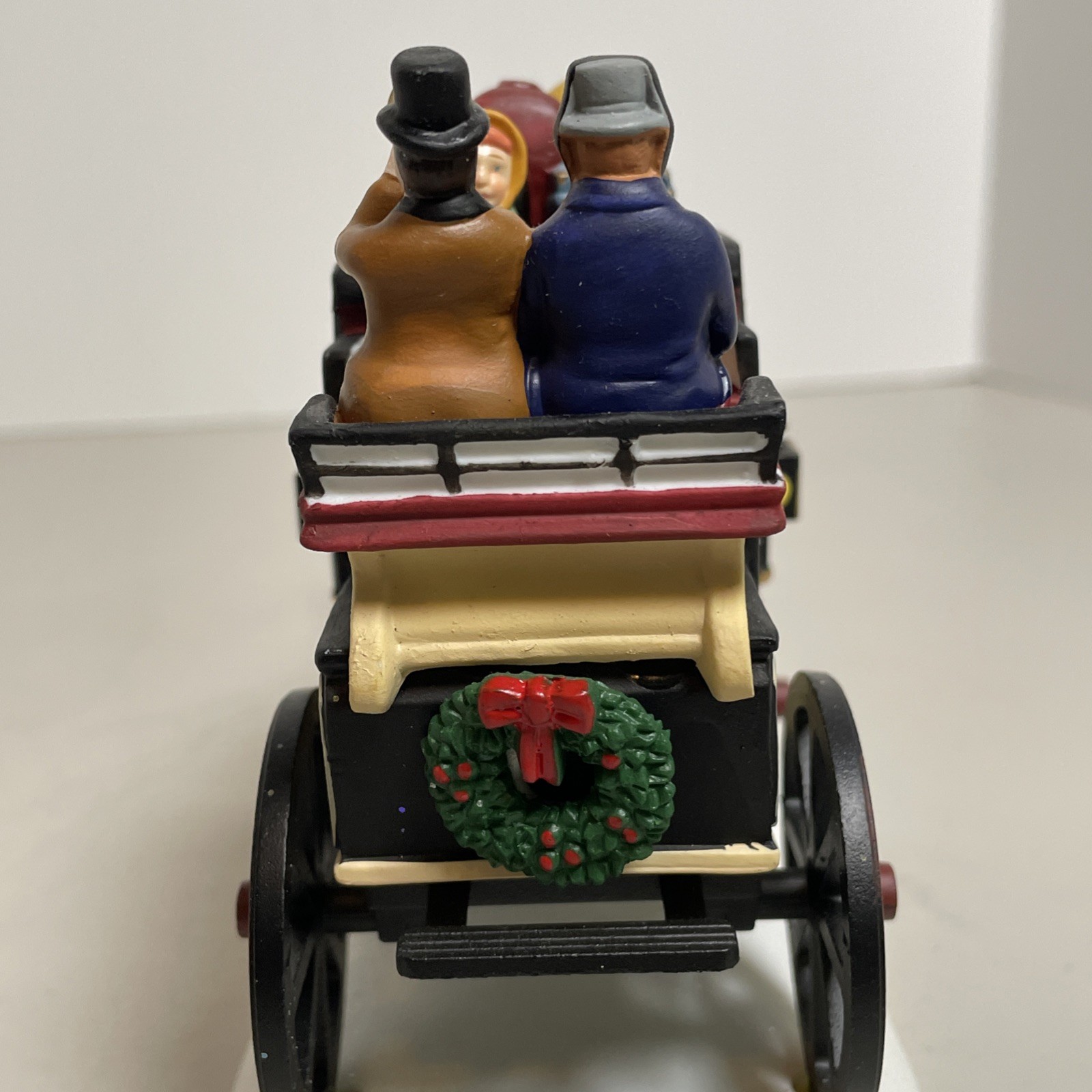 Department 56 “Holiday Coach” Heritage Village Collection 5561-1 Retired