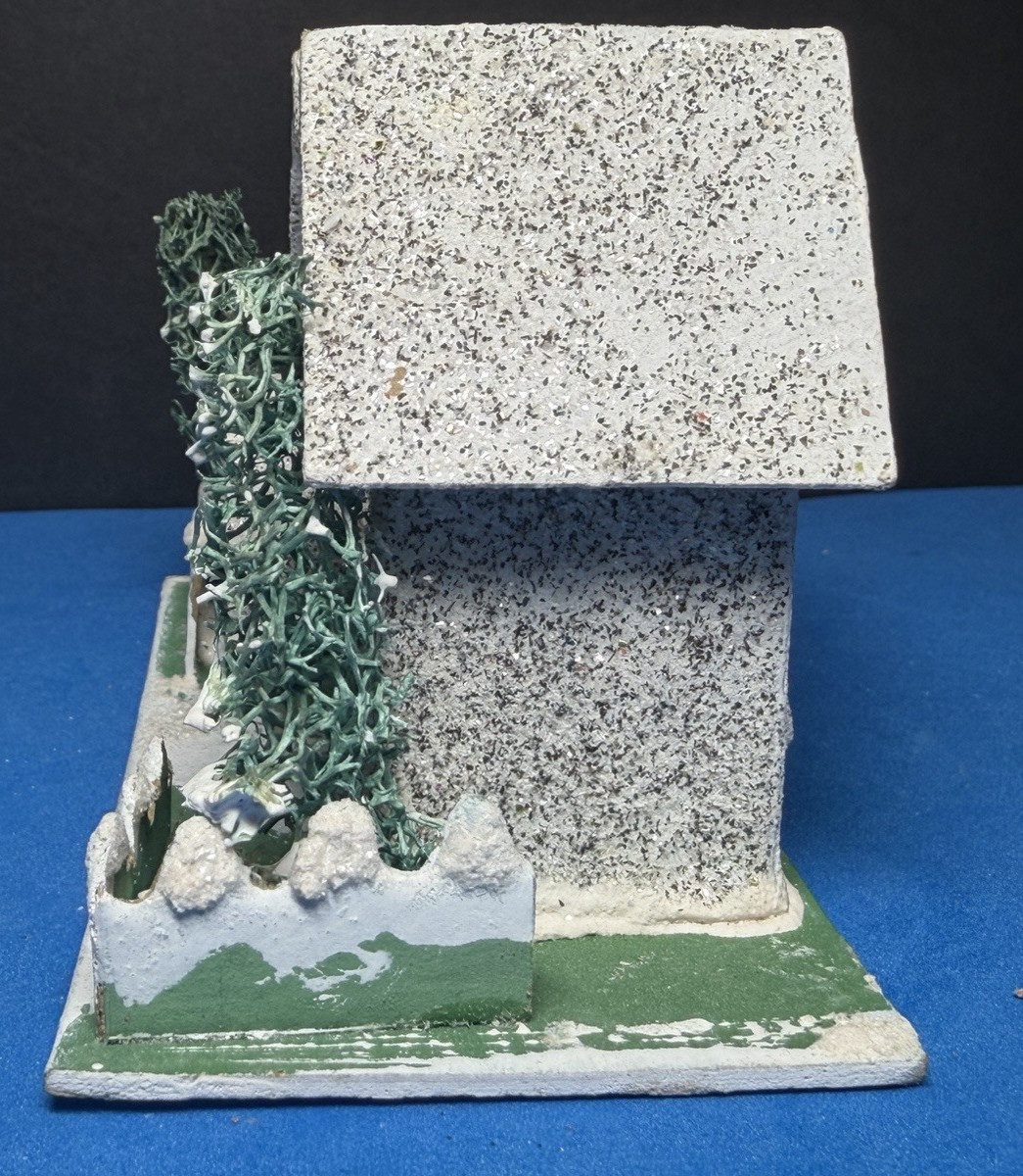 Vntg 1950s Post-WWII Putz House JAPAN Loofah Tree Mica Glitter 4.25″ Lot 2 VGC