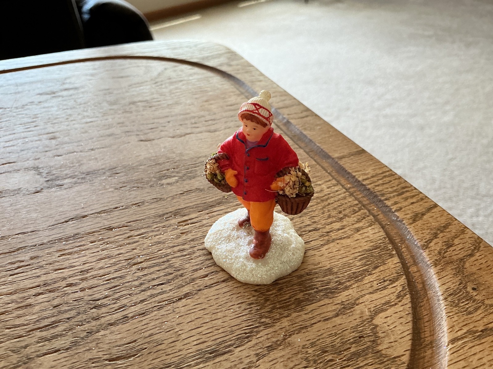 Vtg O’Well Girl Carrying Baskets Flowers Figure Christmas Village Accessory 2.5″