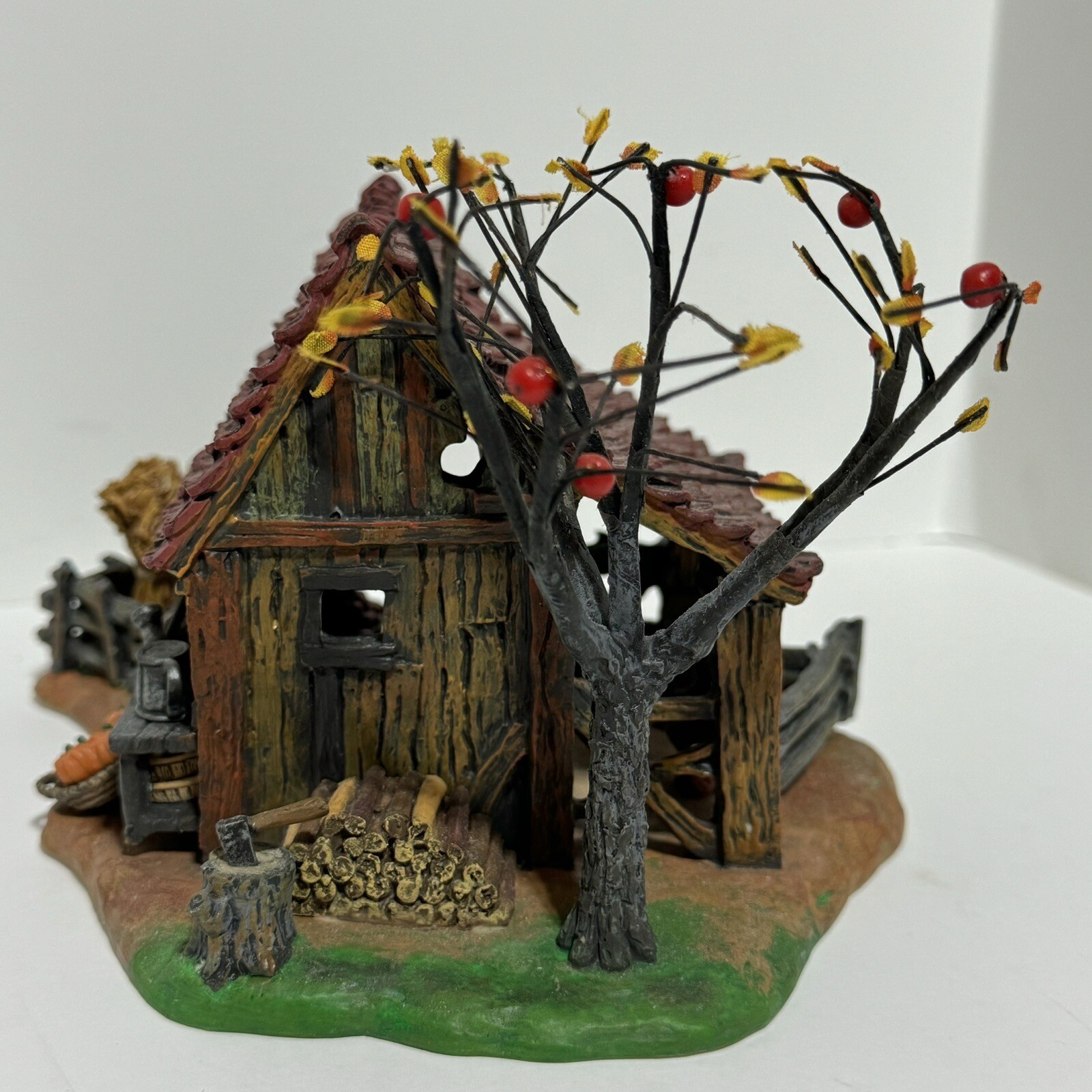 Department 56 New England Village Series “It’s Almost Thanksgiving” W/ packaging
