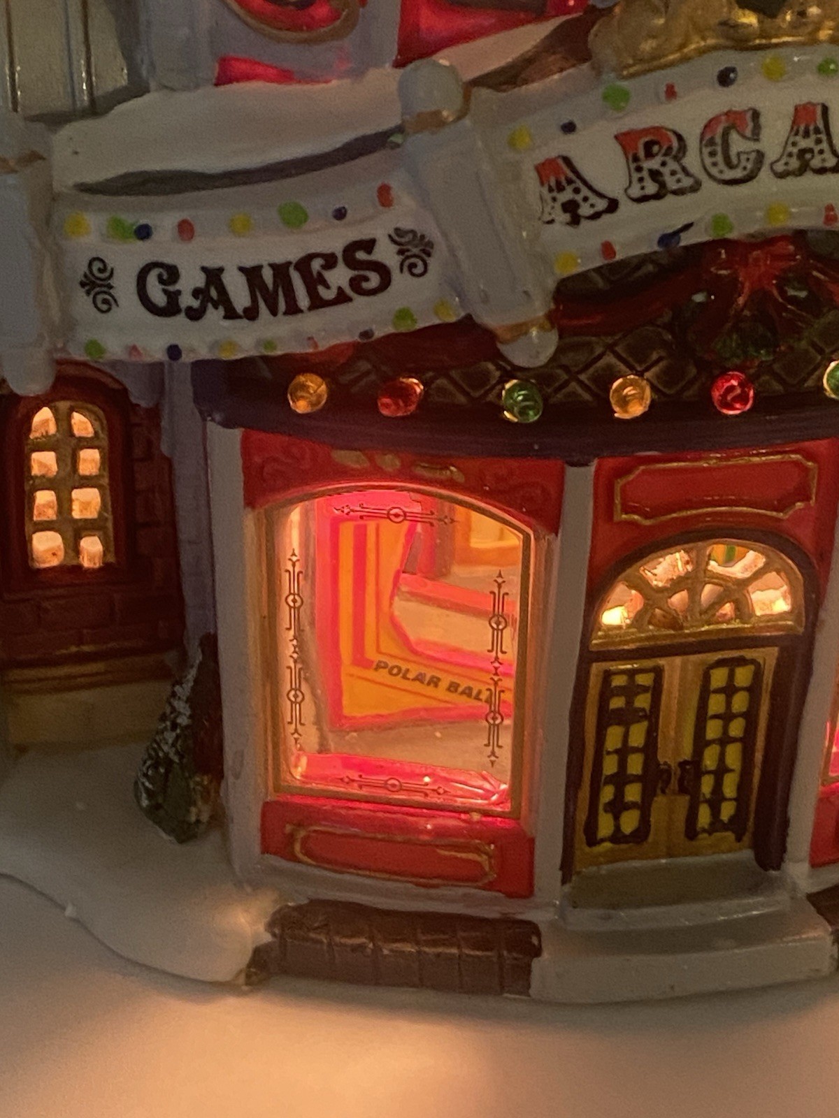 Vintage Lemax Santas Wonderland FUN-4-ALL Arcade Lighted Porcelain Toys R Us Box