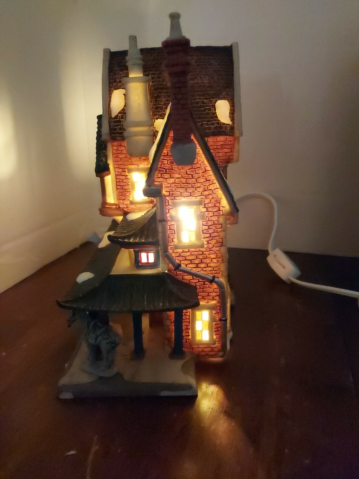 Department 56, The China Trader #58447 Lights Up, Free Shipping