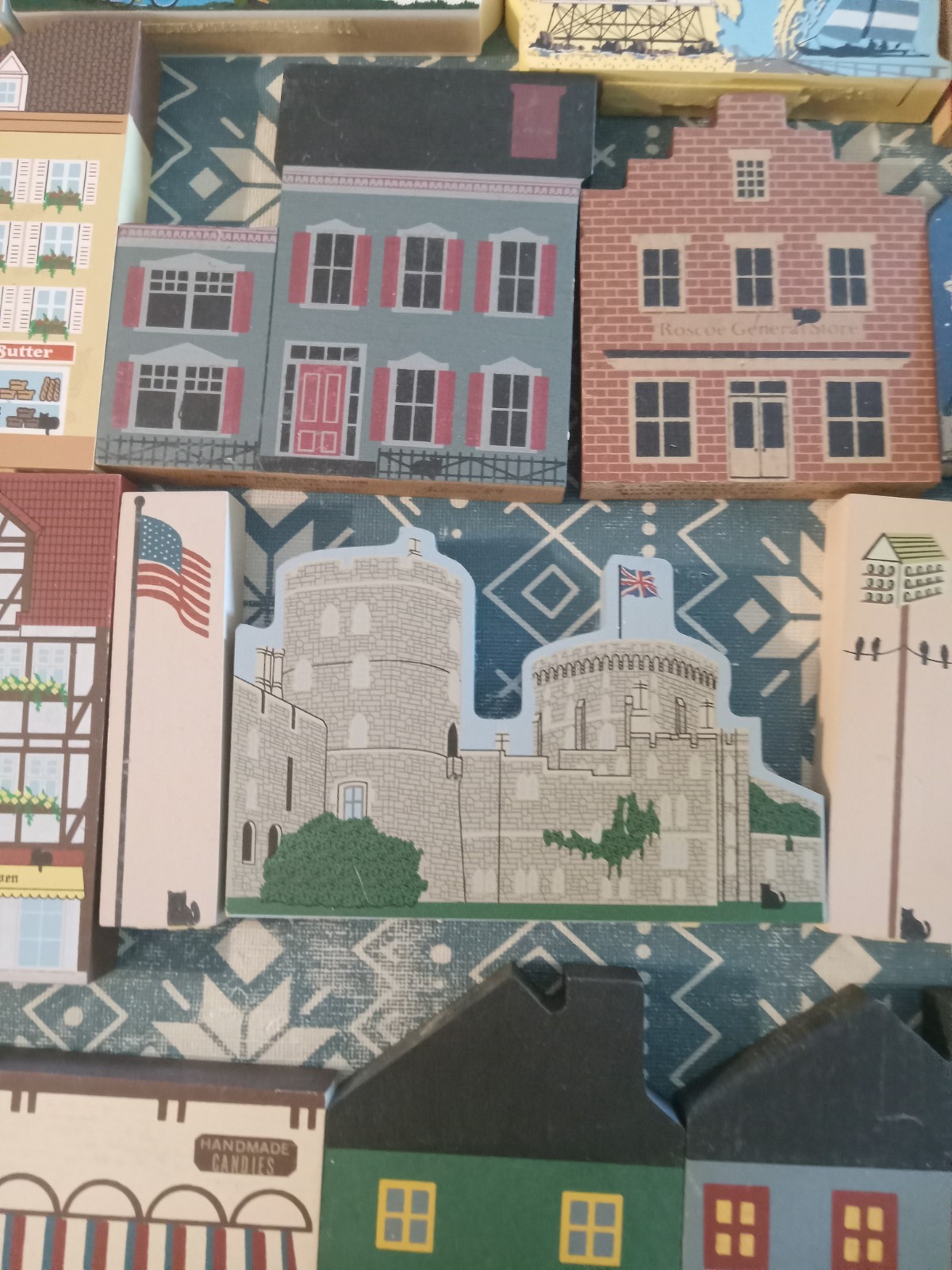 The Cats Meow Village Lot 23 Store Germany Shops Houses Vintage Some Wear