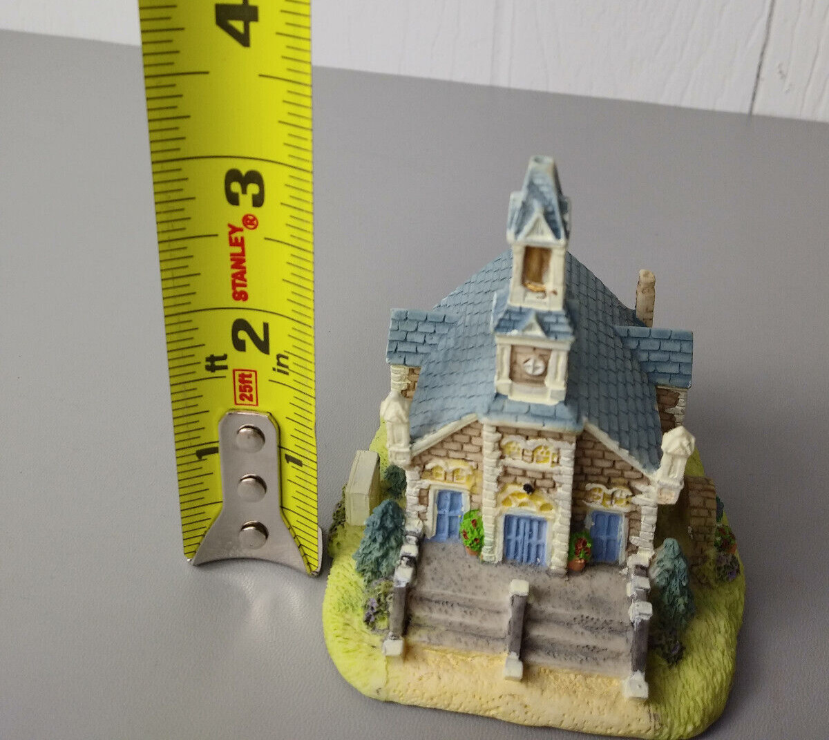 5 International Resources Miniature Houses Church Temperance Parsonage Sign Andy