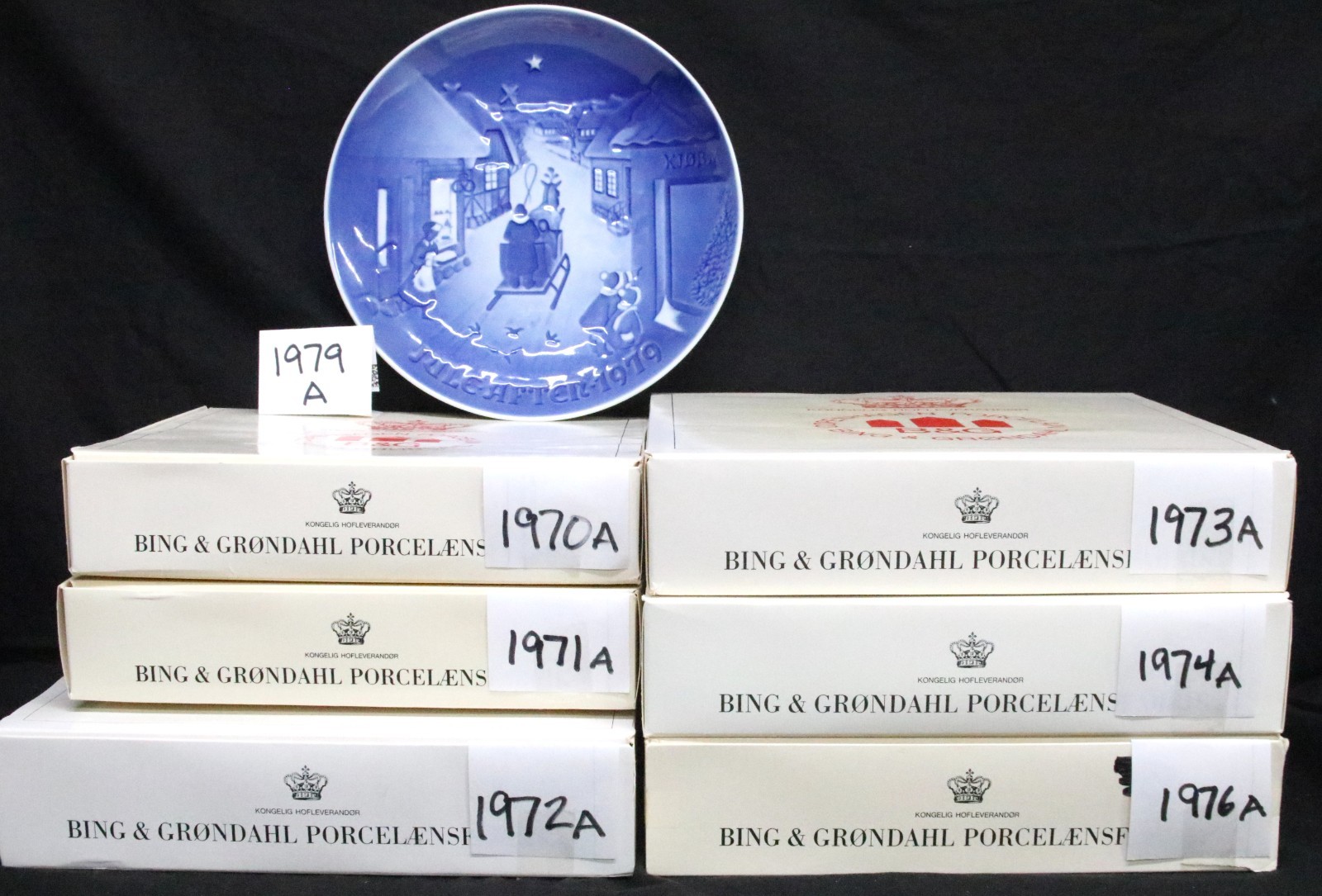 7 BING & GRONDAHL JULE AFTER COLLECTOR PLATES 1970-1971-1972-1973-1974-1976-1979