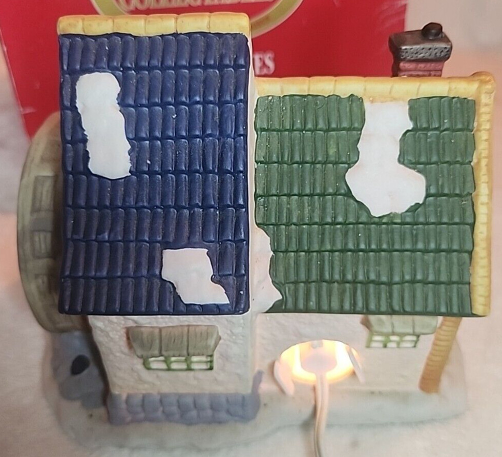 Dickens Collectables “Miller House” Grist Mill Christmas Village IOB w/cord
