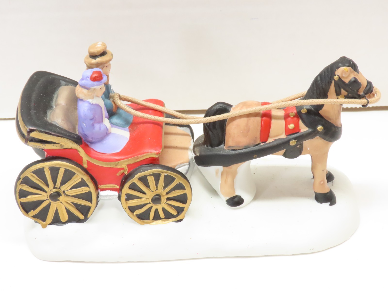 Figurines Christmas Village Accessories Animals Farm Horse + Ceramic Lot D4877