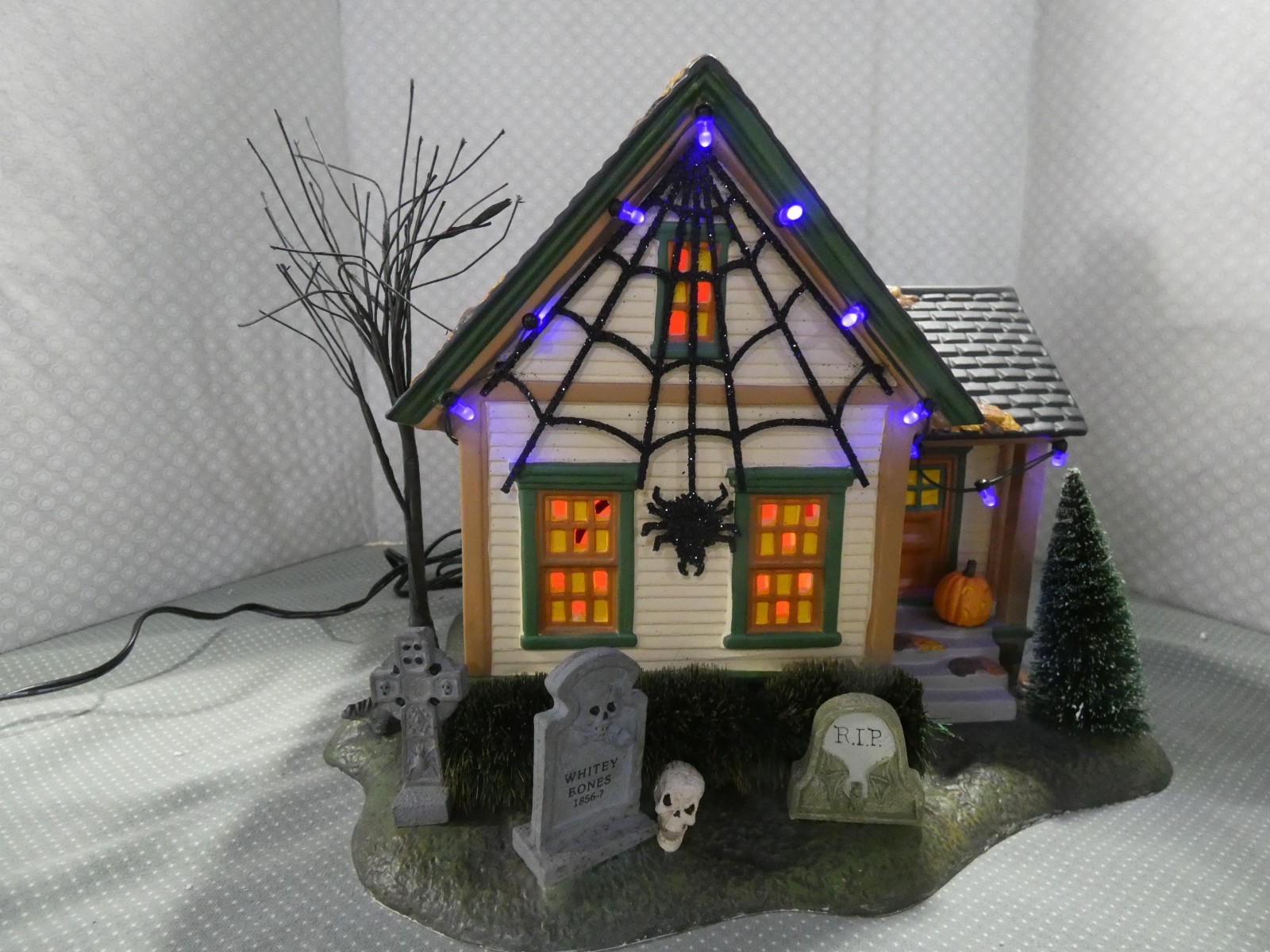 Dept 56 “The Spider House” #4025340 – Trick Or Treat Lane – Snow Village