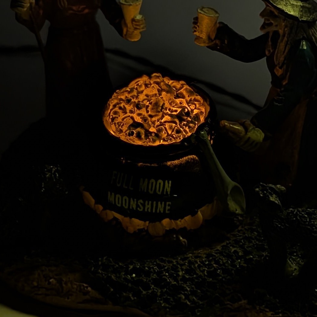 Lemax 2018 Halloween Spooky Town Village Full Moon Moonshine w/Box WORKS #84335
