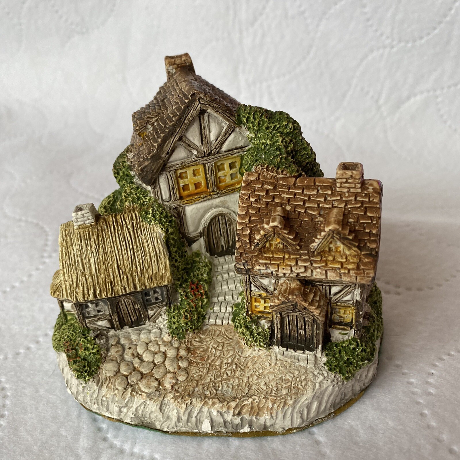 Vintage Hand Painted Plaster Village Country Stone Brick House TAIWAN 4″height