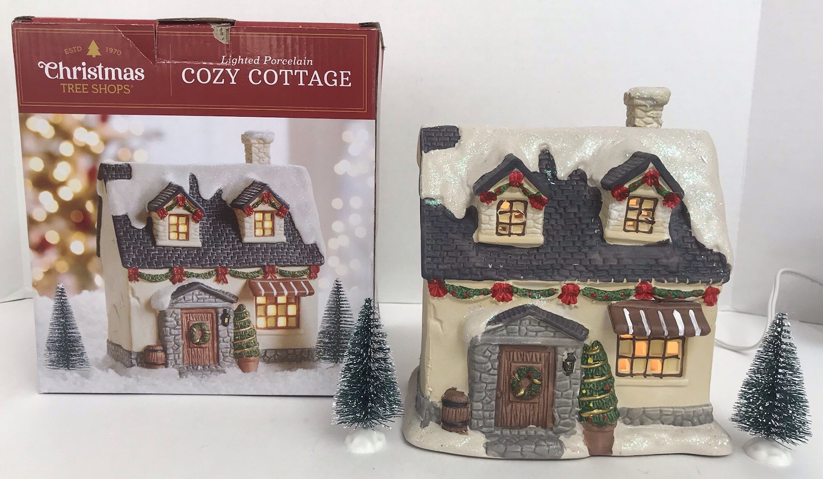 Cozy Cottage Christmas Tree Shops Lighted Porcelain Village Building