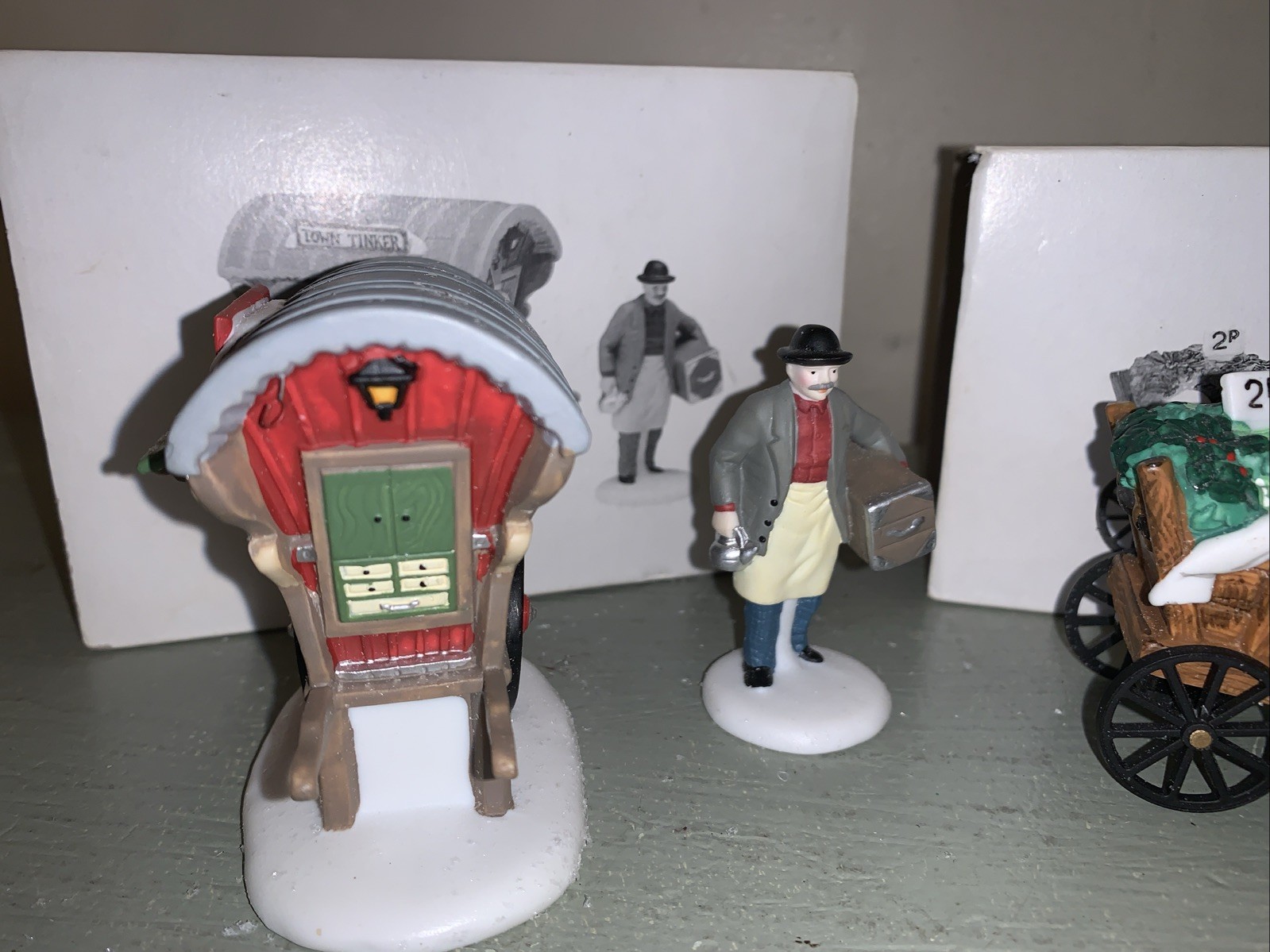 Dept 56 Dickens Chelsea Market Mistletoe Monger 5826-2 w/ Box & Town Tinker Lot
