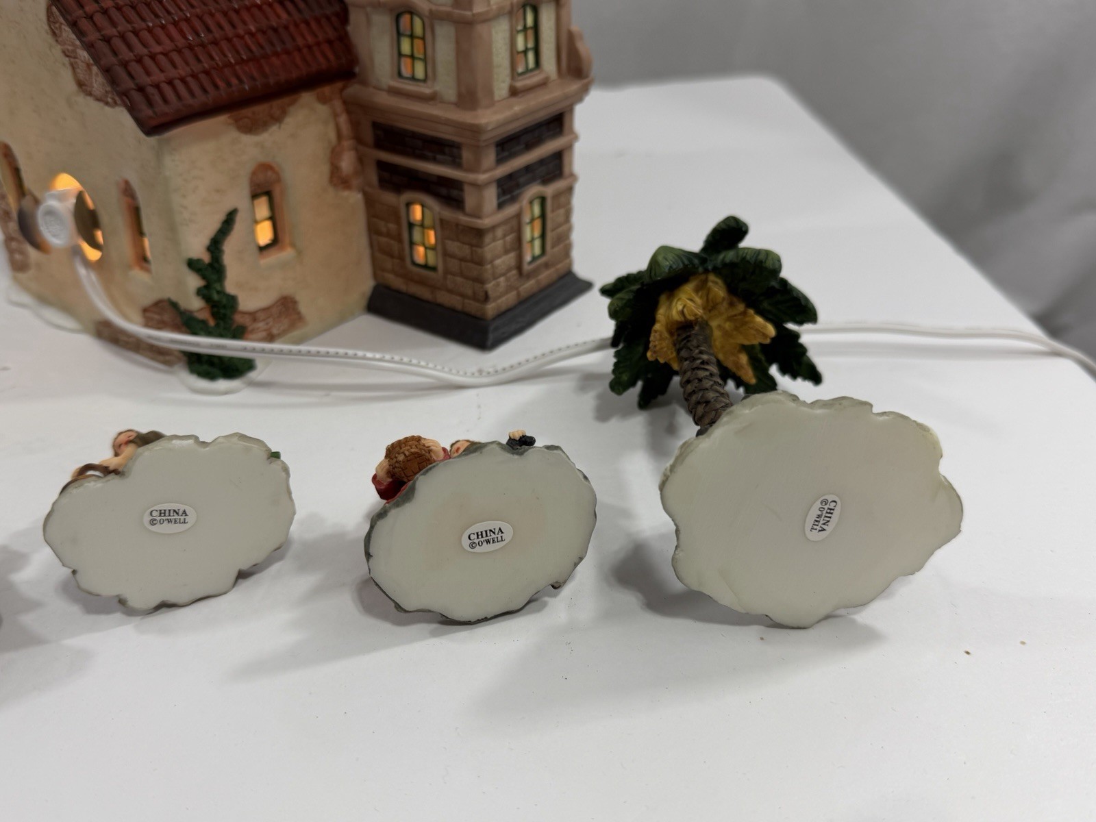 HOUSE OF LLOYD CHRISTMAS AROUND THE WORLD MISSION STYLE LIGHTED CHURCH BY O’WELL