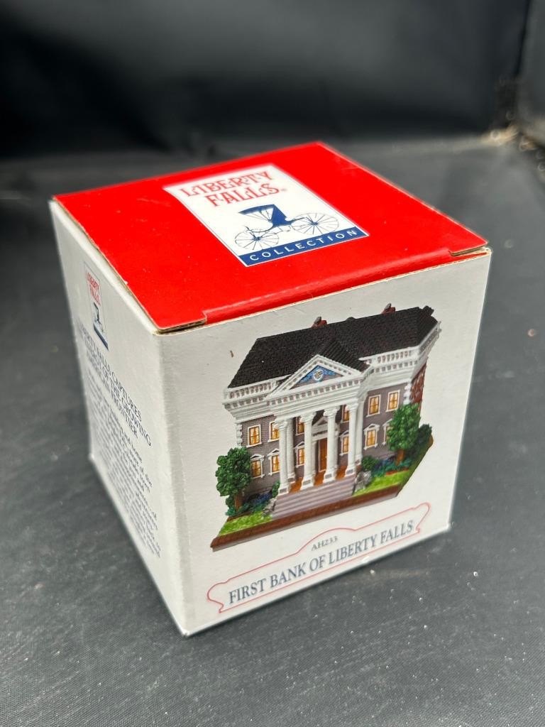 † – LIBERTY FALLS Collection – First Bank of Liberty Falls – (AH233)