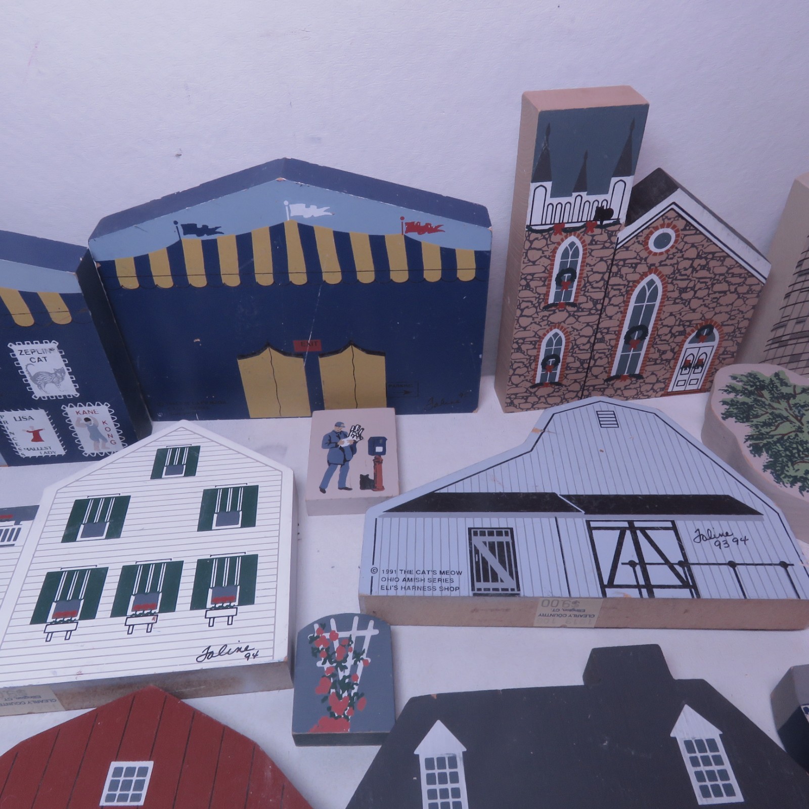Lot of 40 Pieces The Cat’s Meow Village From Different Series/ Year Late 1980s