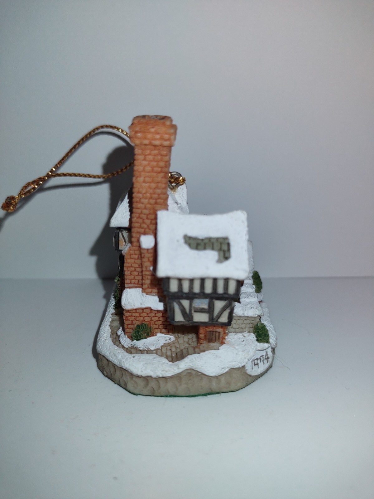 Vintage David Winter Scrooge Family Home Resin Christmas Holiday Ornament 2″