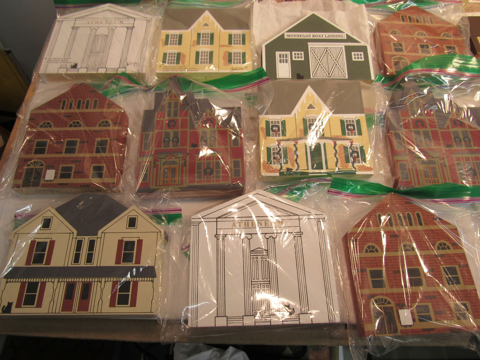 Vintage Cat’s Meow Village 37 Pieces Lot Buildings Houses Railroad Etc