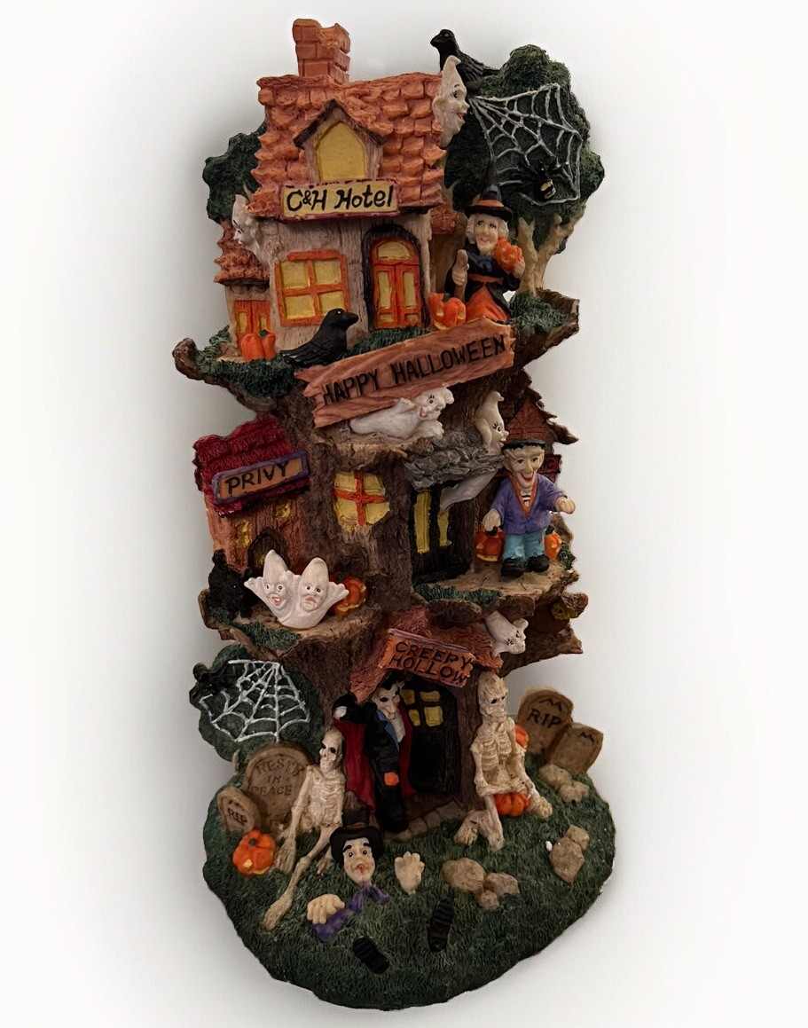 Halloween Town BooBeary Acres Haunted C&H Hotel No lights Halloween Decorations