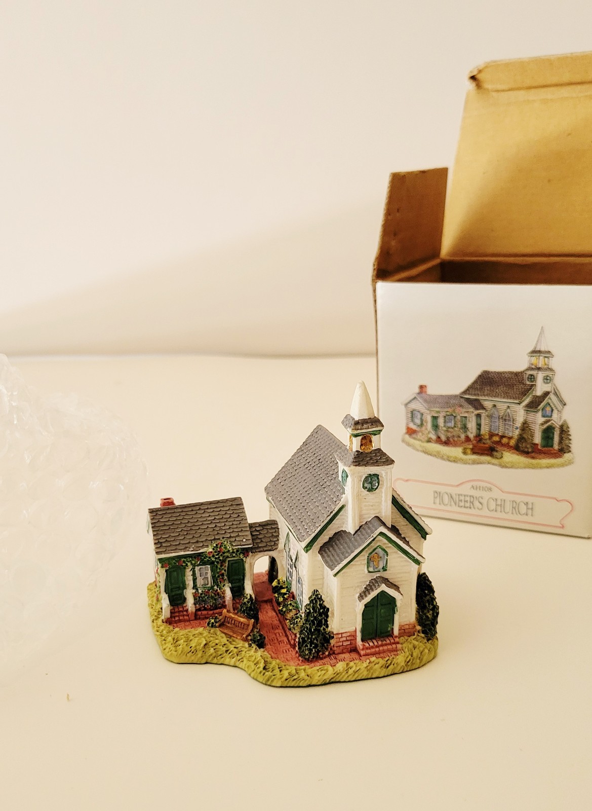 Mixed (Lot of 14) The Americana Collection