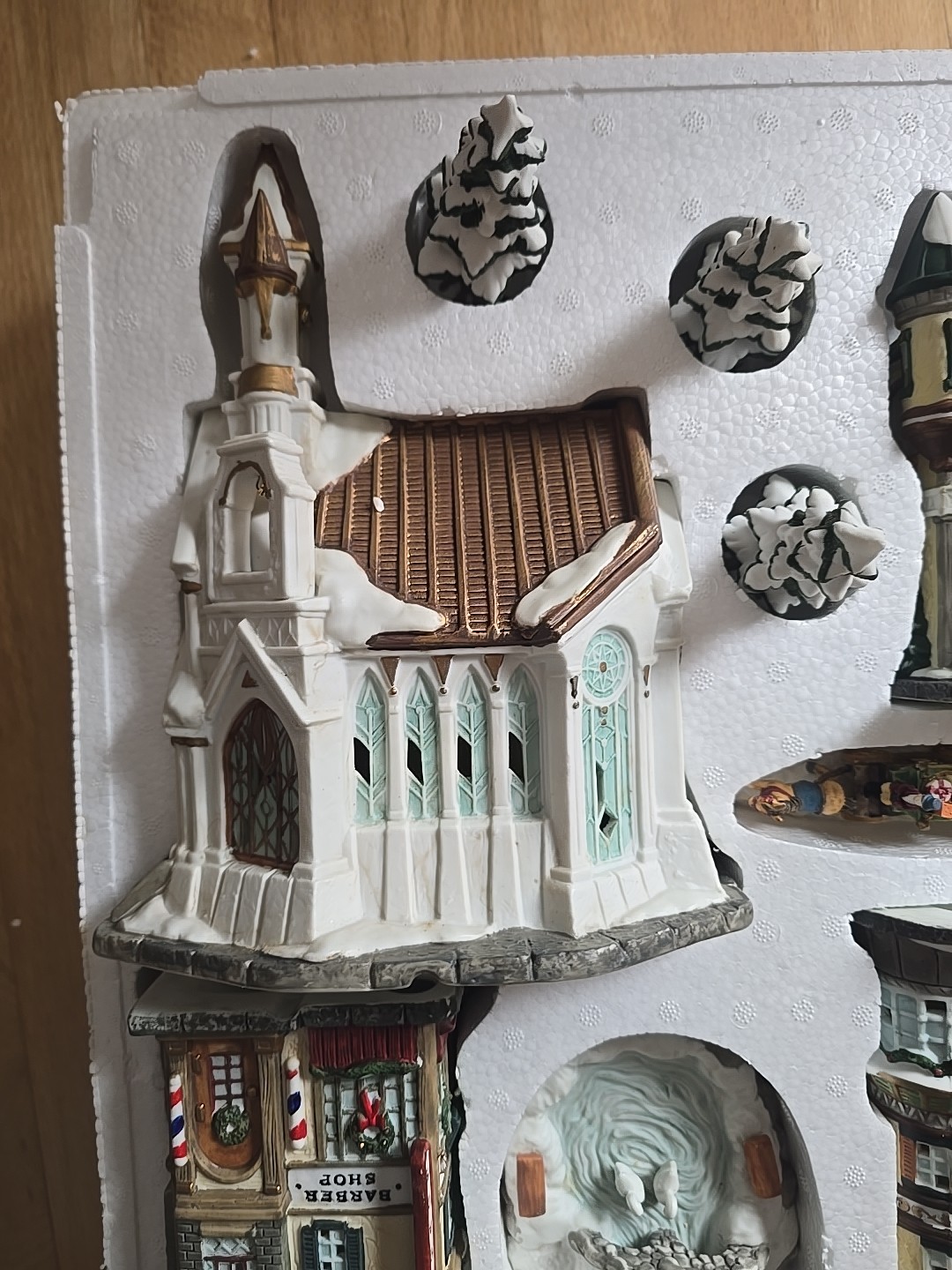 Vintage1994 TRADITIONS 40 Piece Christmas Victorian Village Set Almost Complete