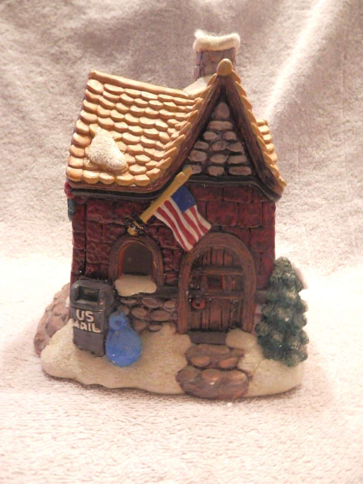 Very Cute Christmas Village Post Office w/Christmas Tree (Light Not Included)