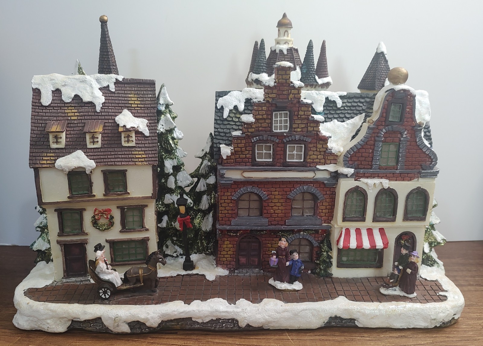 Light Up Christmas Village Cobblestone Street Horse And Carriage Town Scene