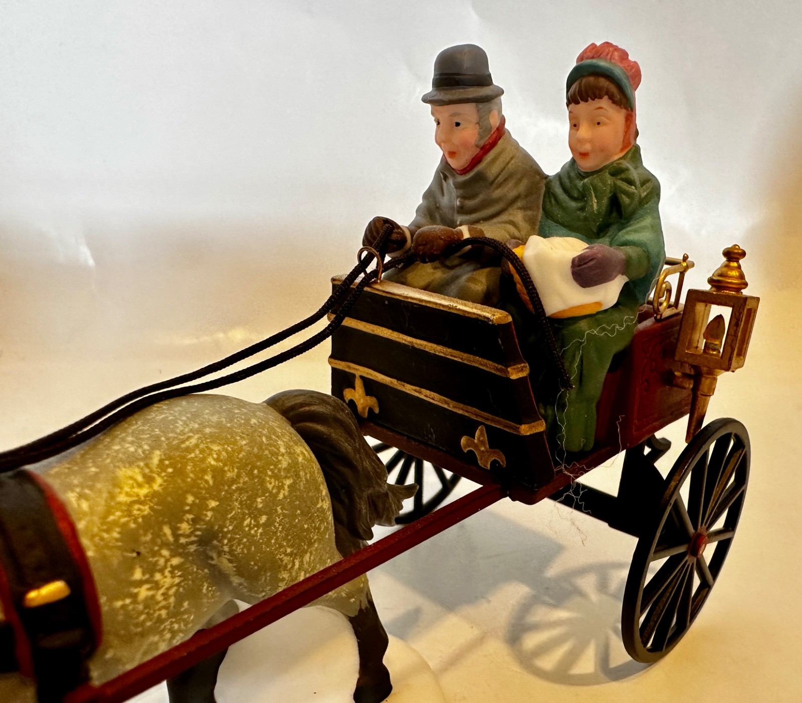 Dept 56 Dickens #58401 RED CHRISTMAS SULKY Village Accessory ~ Original Pkg