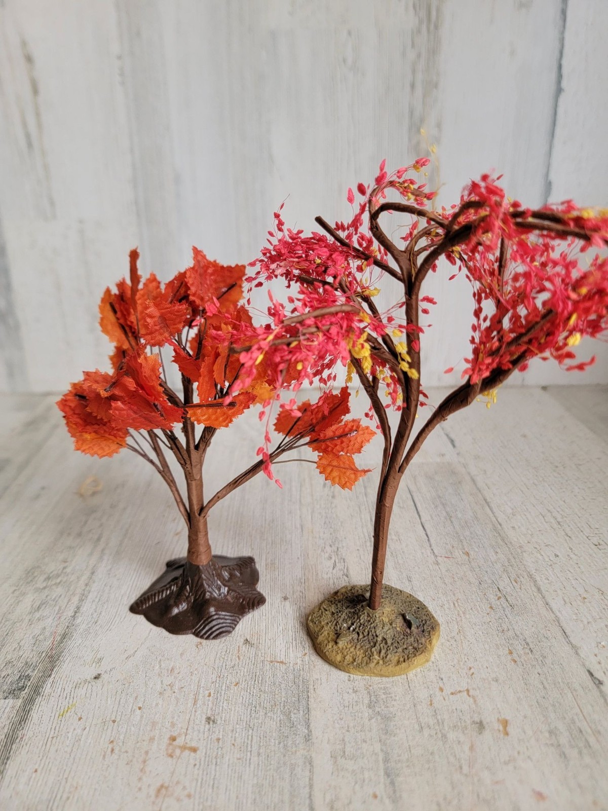 Lemax set tree fall leaf village Halloween accessory set
