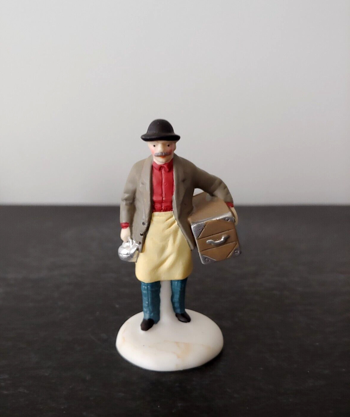 Department 56 TOWN TINKER Village Figurine RETIRED in box