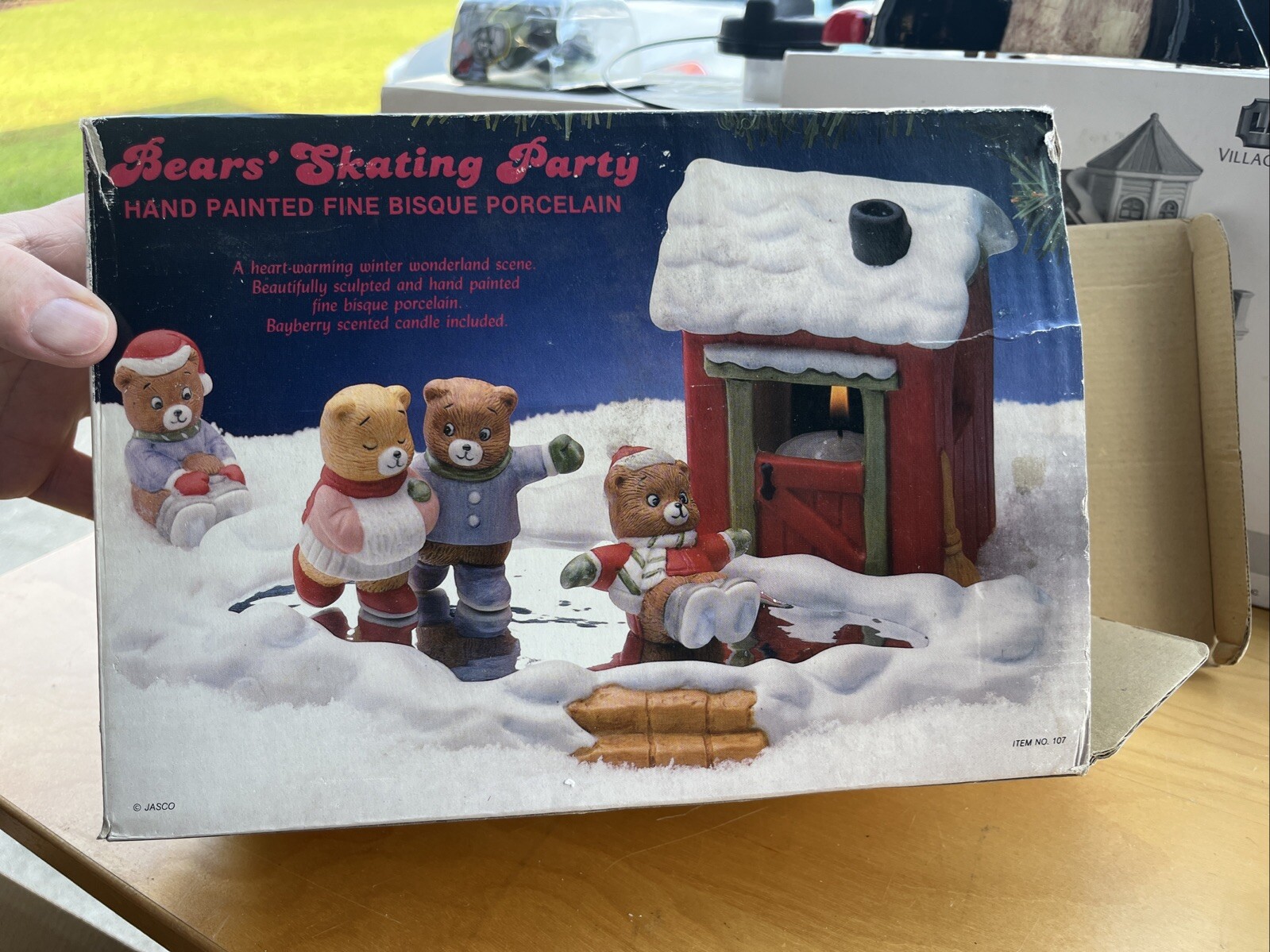 CHRISTMAS BEARS SKATING PARTY TEA LIGHT BY JASCO #107 ORIGINAL BOX HAND PAINTED