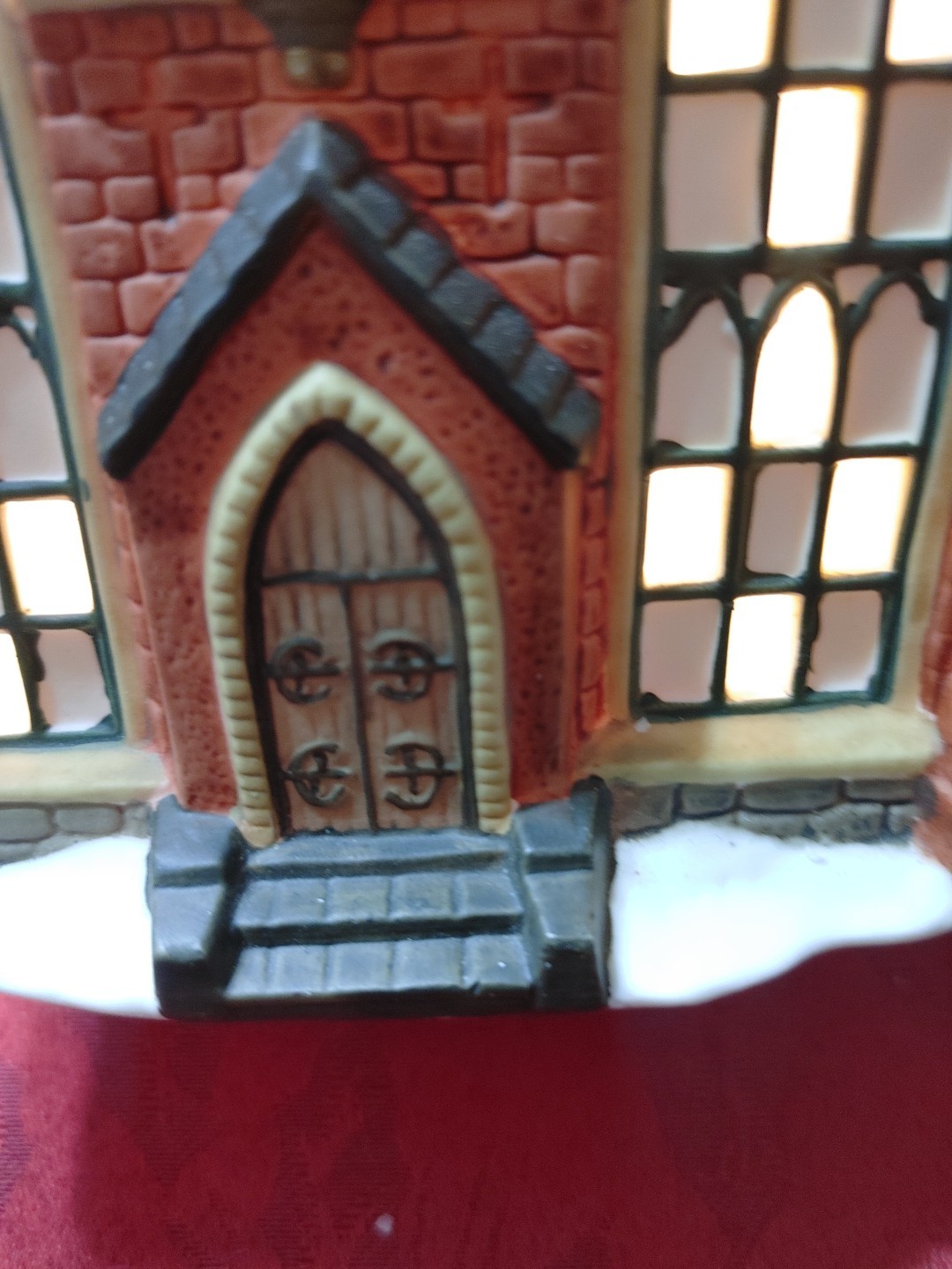 Heartland Valley Village 2000 Cathedral Church Limited Edition O’well W/light