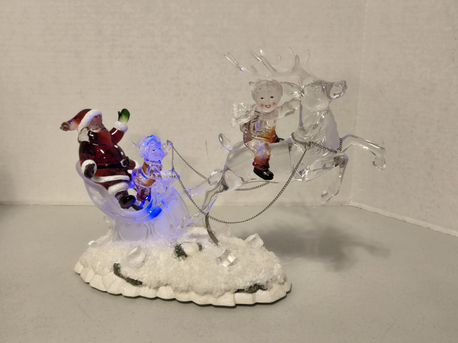 Heritage Mint Holiday Ice Sculptures Santa & His Sleigh Color Changing in Box