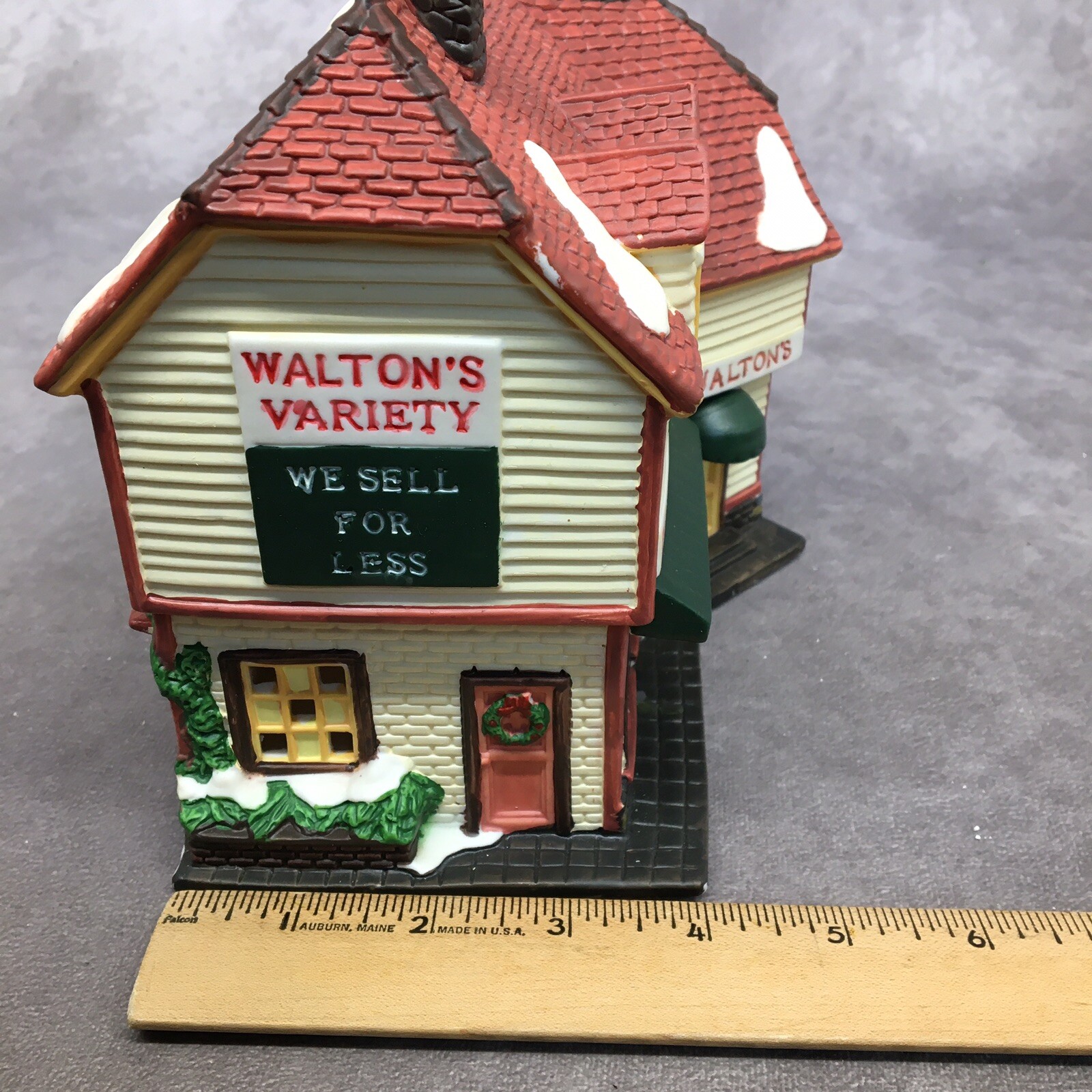 Holiday Time Walton’s 5&10 Collectors Edition Lighted House -Read Description