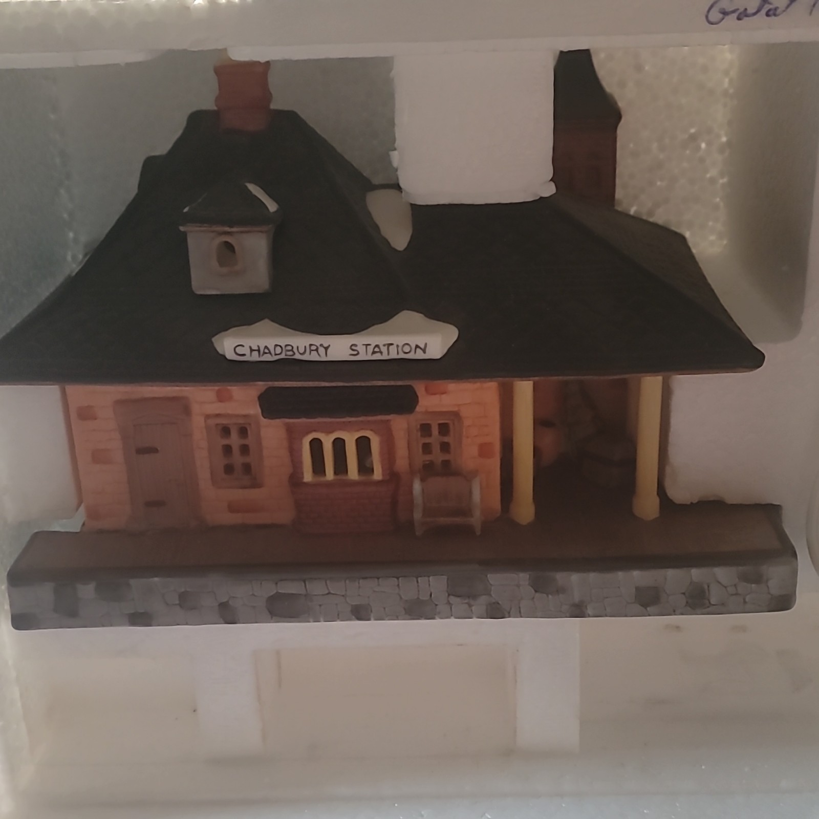 Department 56 Heritage Village Dickens’ Village Chadbury Station & Train Boxed