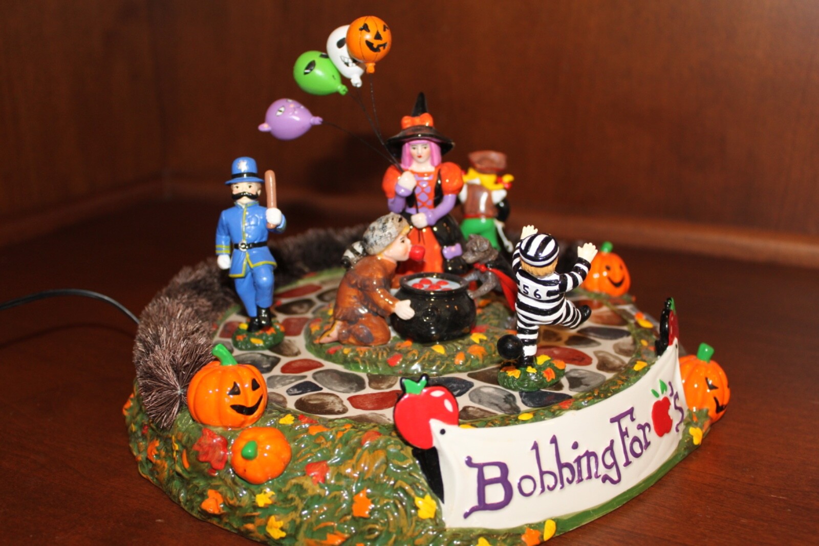 Dept.56 BOBBING FOR APPLES Halloween Decor ANIMATED village kids in costumes