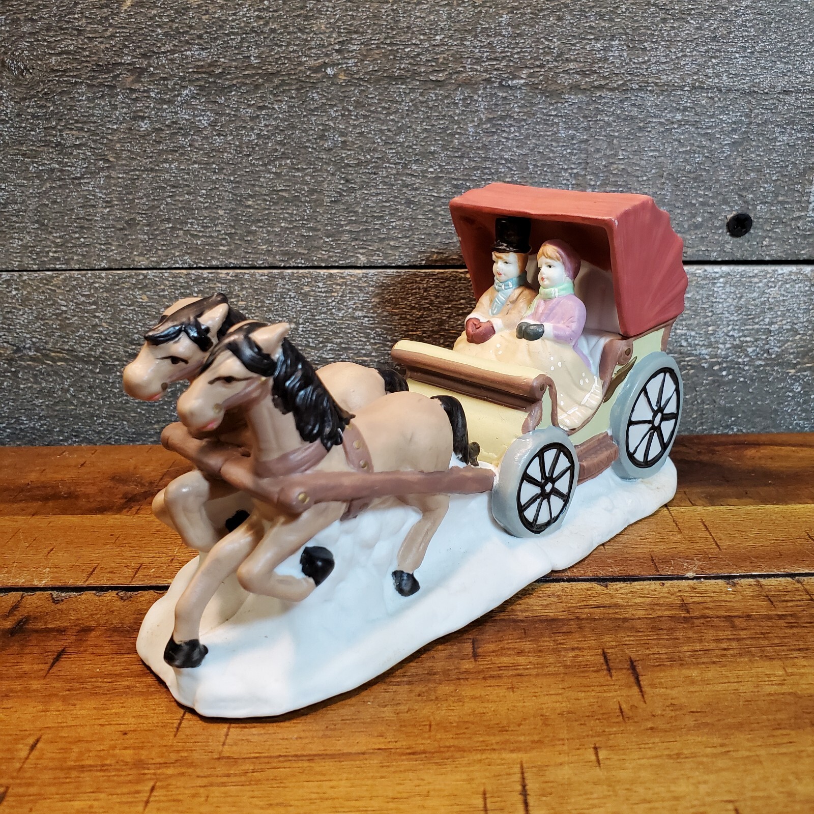 Vintage Lemax Dickensvale Collection Retired Horse Drawn Covered Carriage