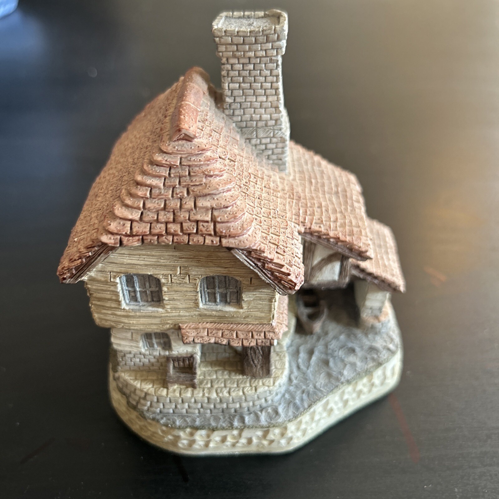 David Winter Cottages British Traditions Vintage Collectible – The Boat House
