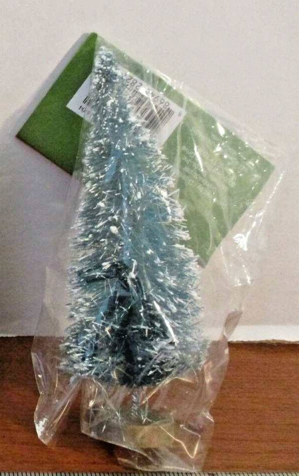 Artminds~6″ GREEN SISAL CHRISTMAS TREE Village Accessory~New in Package
