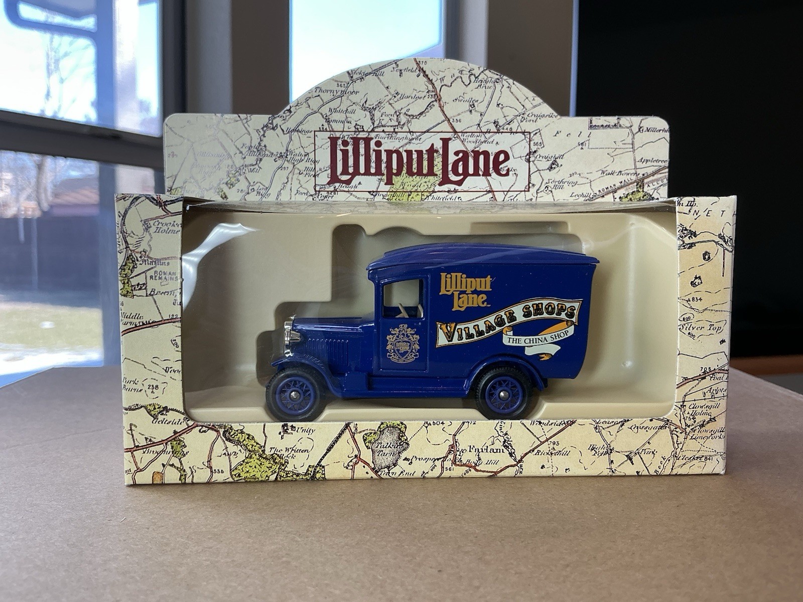 Lilliput Lane Truck “The China Shop” New In Box. Mint. 1994